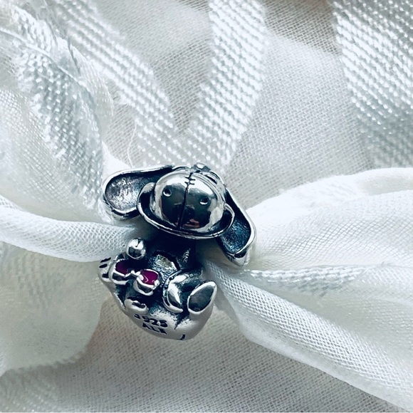 💙 NWOT Eeyore Charm – Winnie The Pooh ✨ - Picture 4 of 8